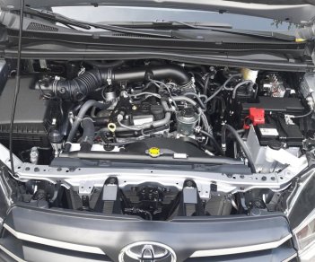 Toyota Innova 2.0 E 2019 - Bán Toyota Innova 2.0E 2019 - Giảm giá cực tốt + tặng phụ kiện + tặng bảo hiểm, giao ngay, hỗ trợ trả góp