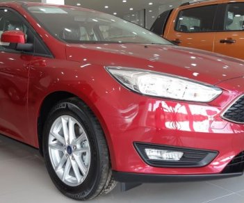 Ford Focus Trend   2019 - Bán xe Ford Focus Trend 5 cửa sx 2019, màu đỏ, giá hấp dẫn, giao ngay