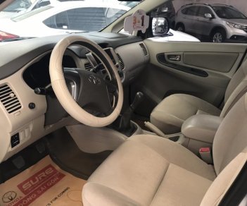 Toyota Innova 2015 - Bán xe Innova E sx 2015 màu bạc, chạy 71.000 km