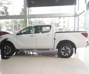 Mazda BT 50 2.2L 4x2 AT 2019 - Bán ô tô Mazda BT 50 2.2L 4x2 AT sản xuất năm 2019, màu trắng, nhập khẩu 