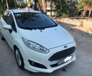 Ford Fiesta   Sport   2015 - Cần bán gấp Ford Fiesta Sport sản xuất năm 2015, màu trắng