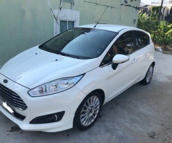 Ford Fiesta   Sport   2015 - Cần bán gấp Ford Fiesta Sport sản xuất năm 2015, màu trắng