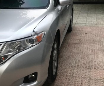 Toyota Venza 2.7 2009 - Bán Toyota Venza 2.7, màu bạc, camera de, DVD, BS: Bình Dương, ngay chủ, máy lánh tốt