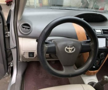 Toyota Vios   E 2010 - Cần bán xe Toyota Vios E đời 2010, màu bạc chính chủ