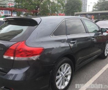 Toyota Venza 2009 - Gia đình cần bán xe Venza màu ghi xám, sx năm 2009, xe nhập khẩu Mỹ