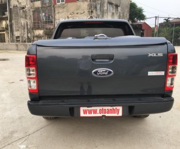 Ford Ranger 2.2AT 2019 - Cần bán xe Ford Ranger đời 2015, màu xám (ghi), nhập khẩu nguyên chiếc, 565tr