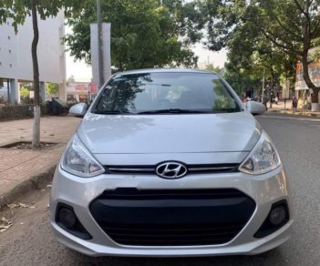 Hyundai Grand i10   2014 - Cần bán Hyundai Grand i10 đời 2014, màu bạc số tự động