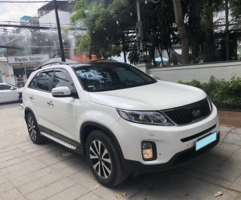 Kia Sorento DATH 2017 - Cần bán xe Kia Sorento DATH đời 2017, màu trắng