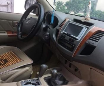 Toyota Fortuner   2011 - Bán xe Toyota Fortuner sản xuất năm 2011, màu đen