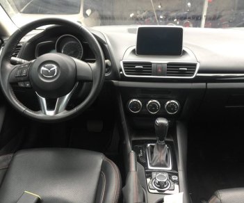 Mazda 3 1.5AT 2017 - Bán em Mazda 3 đời 2017, số tự động, màu bạc, TPHCM