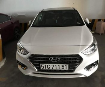 Hyundai Accent   2018 - Bán Hyundai Accent năm sản xuất 2018, màu trắng chính chủ