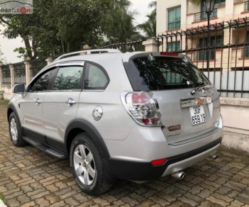 Chevrolet Captiva LT 2009 - Bán xe Chevrolet Captiva LT 2009, màu bạc, chính chủ 