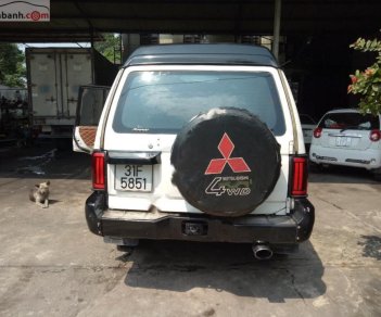 Mitsubishi Pajero 1993 - Cần bán Mitsubishi Pajero đời 1993, màu trắng, xe nhập, giá tốt