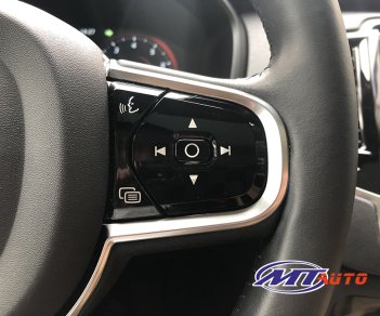 Volvo XC90 Momentum 2017 - Bán ô tô Volvo XC90 Momentum 2017, màu trắng, xe nhập khẩu - LH em Hương 0945392468