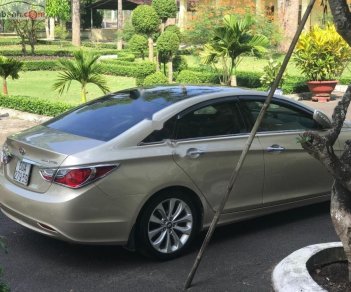 Hyundai Sonata 2.0 AT 2010 - Bán Hyundai Sonata 2.0 AT đời 2010, xe nhập chính chủ, giá chỉ 550 triệu