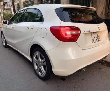 Mercedes-Benz A class A200 2013 - Bán Mercedes A200 đời 2013, màu trắng, nhập khẩu nguyên chiếc