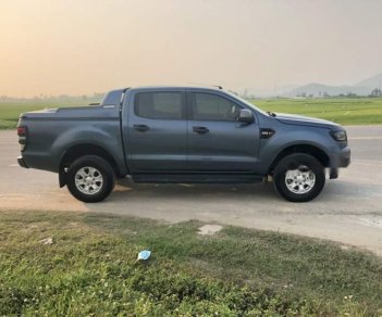 Ford Ranger  XLS 2016 - Gia đình bán xe Ford Ranger 2016, xe rất đẹp nguyên bản