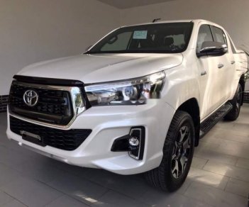 Toyota Hilux 2019 - Bán xe Toyota Hilux đời 2019, màu trắng, nhập khẩu nguyên chiếc