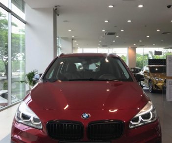 BMW 2 Series 218i Gran Tourer 2018 - Bán xe BMW 2 Series 218i Gran Tourer sản xuất 2018, màu đỏ, nhập khẩu nguyên chiếc