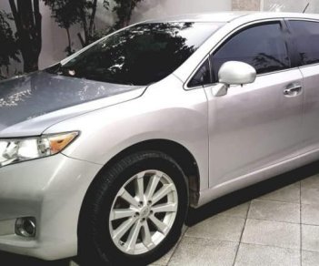 Toyota Venza Economy 2009 - Cần bán gấp Toyota Venza Economy năm sản xuất 2009, màu bạc, nhập khẩu ít sử dụng