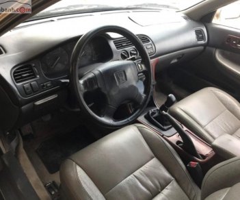 Honda Accord 1994 - Bán ô tô Honda Accord đời 1994, màu vàng, nhập khẩu 
