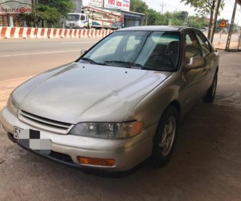 Honda Accord 1994 - Bán ô tô Honda Accord đời 1994, màu vàng, nhập khẩu 
