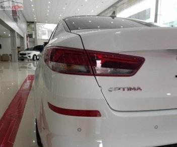 Kia Optima 2.4 GT-Line 2019 - Bán xe Kia Optima 2.4 GT-Line 2019, màu trắng, giá 969tr