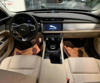 Jaguar XF Prestige 2019 - Bán ô tô Jaguar XF Prestige năm sản xuất 2019, màu xanh lam, xe nhập