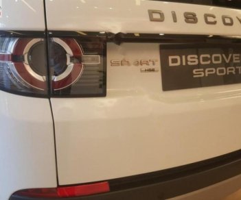 LandRover Discovery Sport HSE 2018 - Bán Discovery Sport HSE - Chương trình tháng 4 với ưu đãi lớn 200 triệu đồng