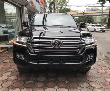 Toyota Land Cruiser V8 5.7 2016 - Cần bán Toyota Land Cruiser V8 5.7 đời 2016, màu đen, xe nhập