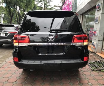 Toyota Land Cruiser V8 5.7 2016 - Cần bán Toyota Land Cruiser V8 5.7 đời 2016, màu đen, xe nhập