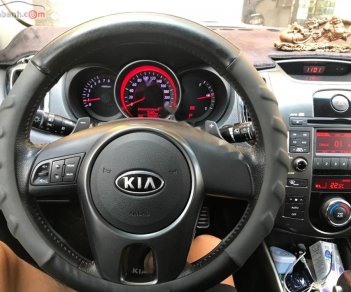 Kia Forte 2011 - Cần bán gấp Kia Forte sản xuất năm 2011, màu xám 