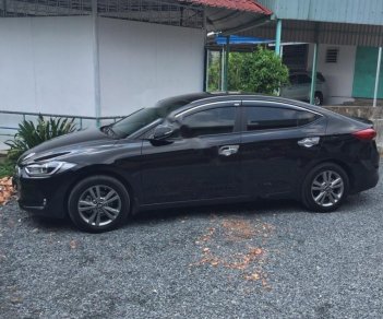 Hyundai Elantra 1.6 AT 2016 - Bán Hyundai Elantra 1.6 AT đời 2016, màu đen 