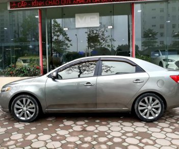 Kia Forte SLi  2009 - Cần bán Kia Forte đời 2009, màu xám, xe nhập, giá chỉ 385 triệu