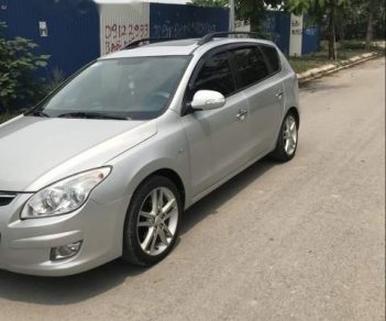 Hyundai i30   CW  2009 - Bán Hyundai i30 CW năm sản xuất 2009, màu bạc, nhập khẩu nguyên chiếc