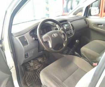 Toyota Innova E 2013 - Bán Innova 2013/ ĐK 2014- Xe chất như hình