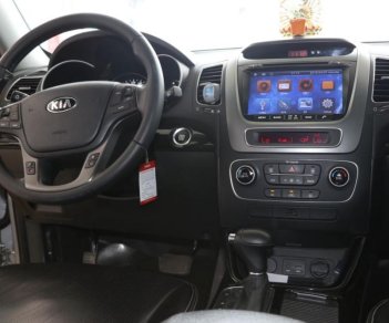 Kia Sorento  2.4AT 2014 - Bán Kia Sorento New 2.4AT năm sản xuất 2014, màu bạc