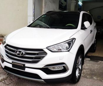 Hyundai Santa Fe 2017 - Bán Hyundai Santa Fe full dầu 4W đời 2017, màu trắng