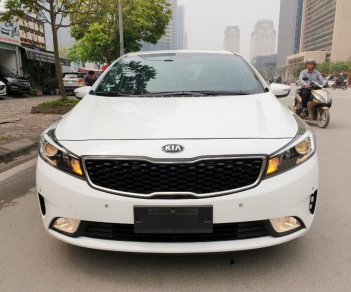 Kia Cerato 2.0 2016 - Bán Kia Cerato 2.0 SX 2016 màu trắng, 26.000km - LH mua xe: 0946688266