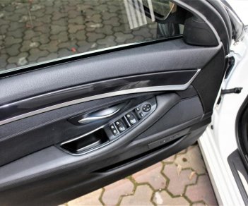 BMW 5 Series 520i 2012 - Bán BMW 520i năm 2012 mới như 2016