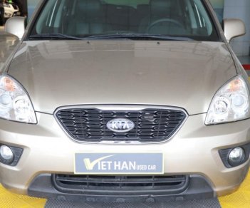 Kia Carens 2.0MT 2015 - Cần bán Kia Carens 2.0MT sản xuất năm 2015, màu vàng, giá chỉ 416 triệu