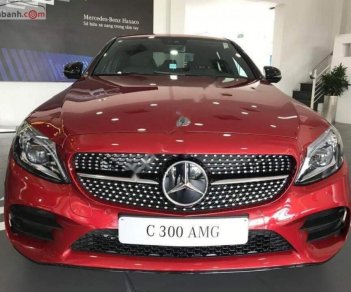 Mercedes-Benz C class 300 2019 - Cần bán xe Mercedes C300 năm 2019, màu đỏ