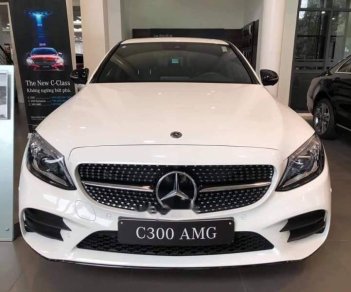 Mercedes-Benz C class C300 AMG 2019 - Cần bán xe Mercedes C300 AMG sản xuất 2019, màu trắng