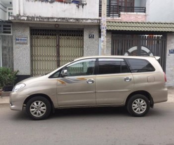 Toyota Innova 2.0MT 2012 - Bán Innova G 2012 số sàn màu ghi vàng