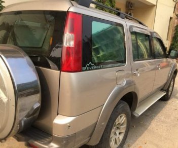 Ford Everest 2007 - Cần bán Ford Everest năm sản xuất 2007, màu hồng phấn, số sàn