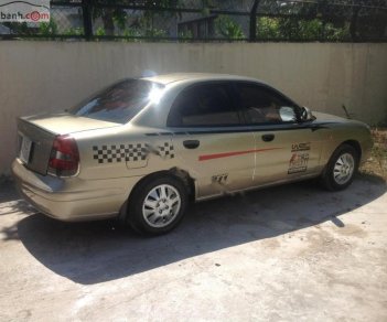 Daewoo Nubira 1.6   2000 - Bán xe Daewoo Nubira 1.6 đời 2000, màu vàng giá cạnh tranh