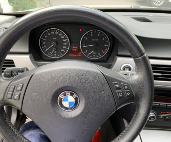 BMW 3 Series 320i 2007 - Bán xe BMW 3 Series 320i đời 2007, đăng ký 2008, đi đúng 8v2, đẹp xuất sắc