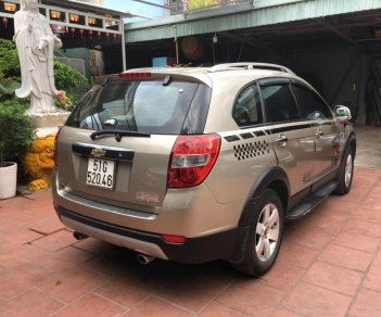 Chevrolet Captiva LT 2009 - Bán ô tô Chevrolet Captiva LT sản xuất 2009 màu vàng, giá tốt