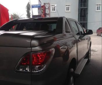 Mazda BT 50     2014 - Bán Mazda BT 50 năm sản xuất 2014, màu vàng, xe nhập xe gia đình