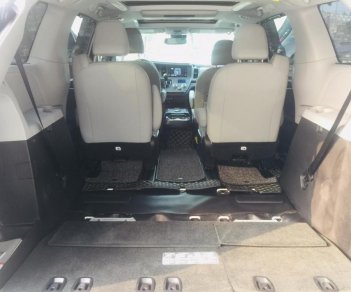 Toyota Sienna Limidted 2018 - Bán xe Toyota Sienna Limidted sx 2018, màu trắng, siêu lướt 12.000km